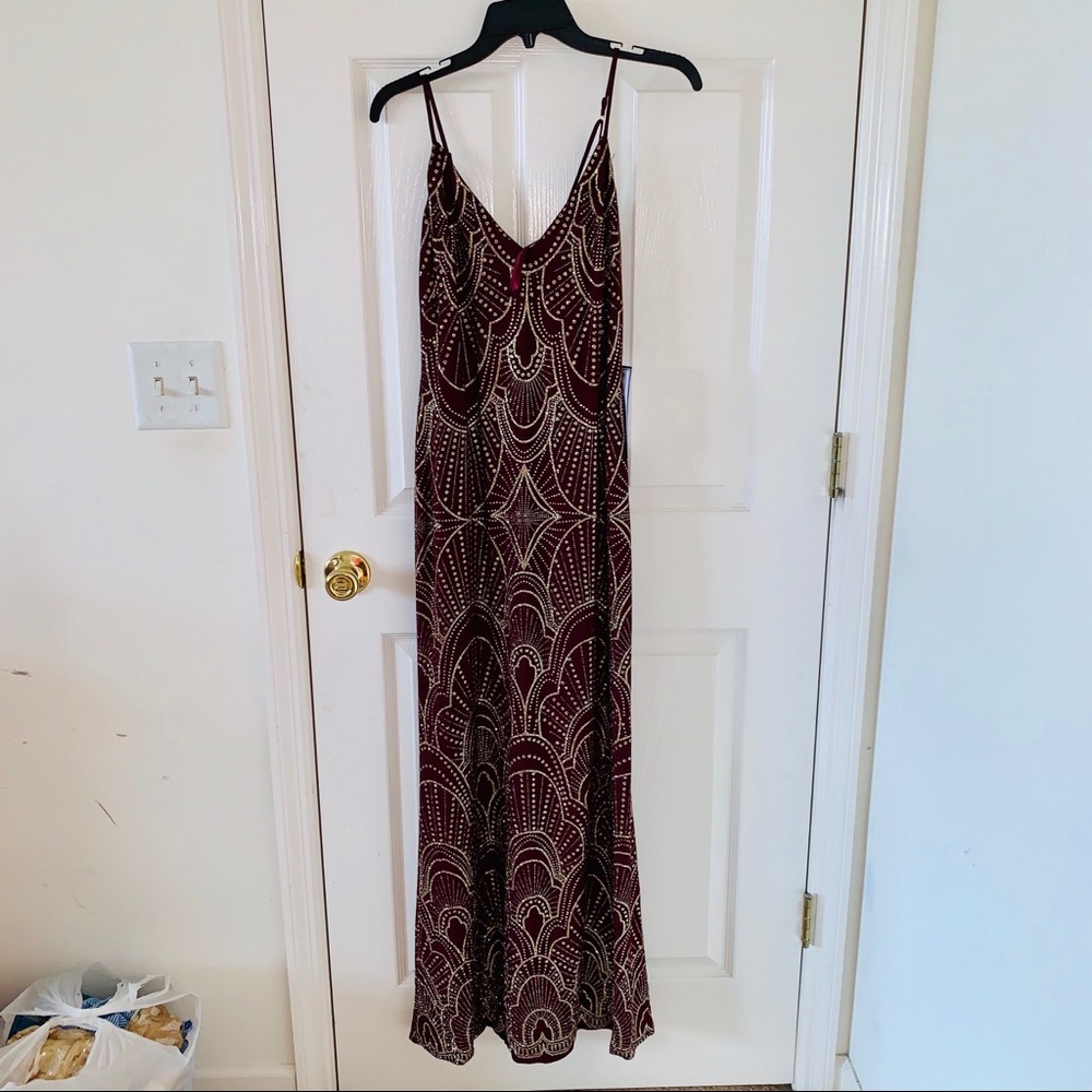 NWT Maroon Betsy and Adam Gown